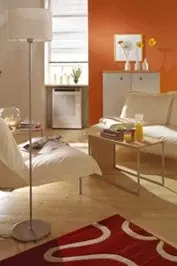 Mobiles Split-Klimagerät in Wohnzimmer